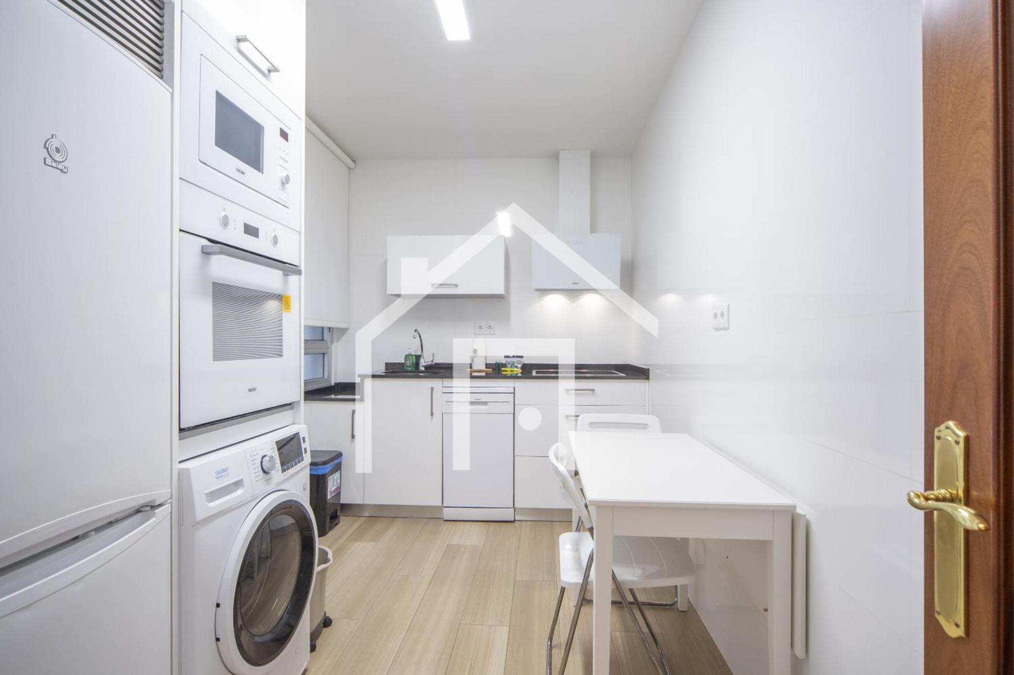 Atico Quintana II - Con Terraza, En El Centro Con Wifi Y Garaje Apartment Овиедо Екстериор снимка