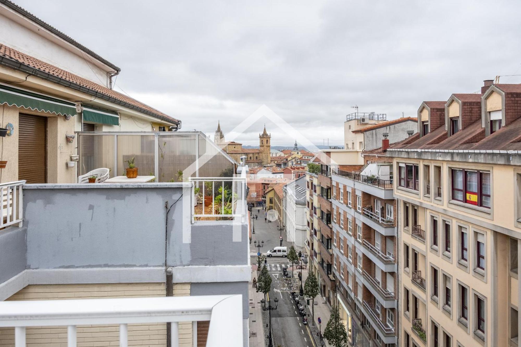 Atico Quintana II - Con Terraza, En El Centro Con Wifi Y Garaje Apartment Овиедо Екстериор снимка